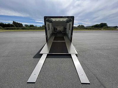 Brian James Race Transporter 5 Autotransporter geschlossen