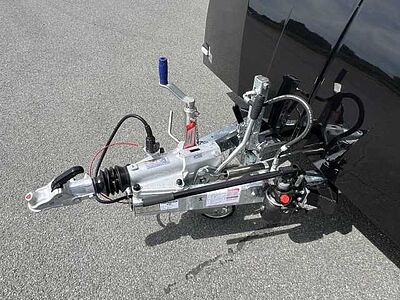 Brian James Race Transporter 5 Autotransporter geschlossen