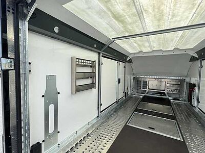 Brian James Race Transporter 5 Autotransporter geschlossen