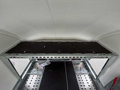 Brian James Race Transporter 5 Autotransporter geschlossen