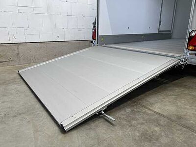 Cheval Liberte Debon C500 Fourgon Verk.Kl re +Tür Kofferanhänger