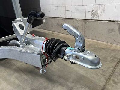 Cheval Liberte Debon C500 Fourgon Verk.Kl re +Tür Kofferanhänger