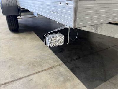 Unsinn UKU 421719-26-14 VKL Verkaufsanhänger