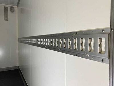 Vezeko TK B 27.30 KH Kühlanhänger