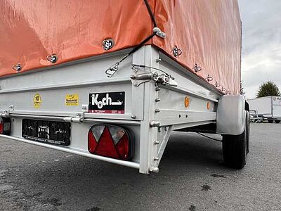 Koch 150.400.26 Plane Kastenanhänger gebremst