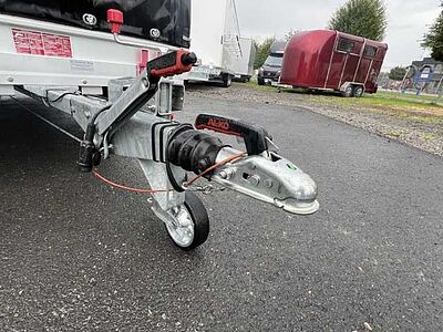 Koch 8.15 Plane Kastenanhänger gebremst