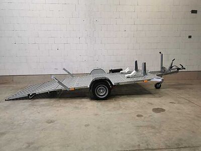 Vezeko Motovan C 18+Box Autotransporter