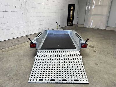 Martz BAU-3 260/2 S 1,8T Maschinentransporter