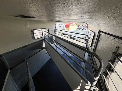 -andere- Maxivan 4 Pferdeanhänger