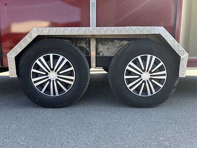 -andere- Maxivan 4 Pferdeanhänger