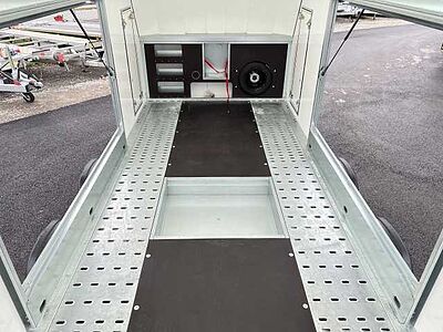 Brian James Race Sport Autotransporter geschlossen