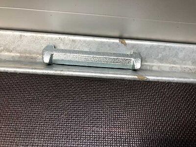 Hapert Azure L-2 Kastenanhänger gebremst