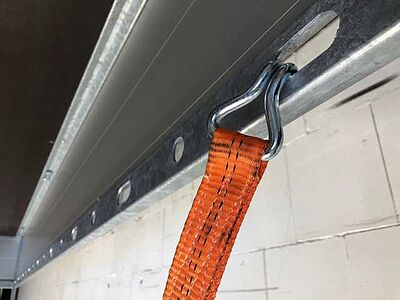 Hapert Azure L-2 Kastenanhänger gebremst