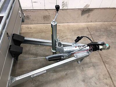 Hapert Azure L-2 Kastenanhänger gebremst