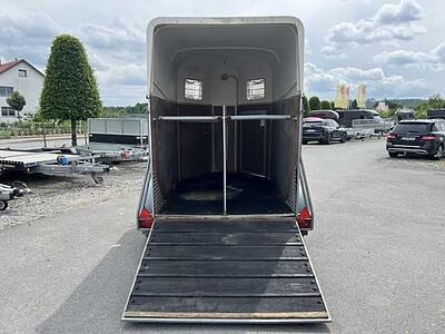 Böckmann Duo Pferdeanhänger