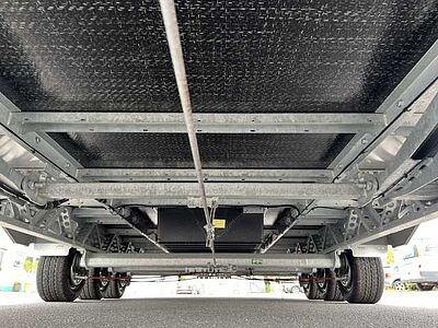 Brian James Race Transporter 7 Autotransporter geschlossen