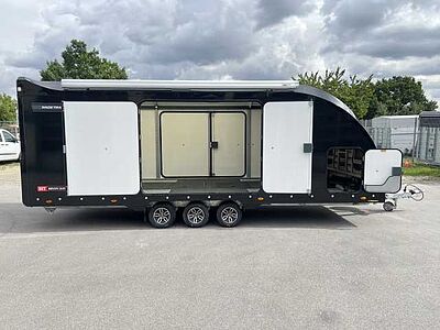 Brian James Race Transporter 7 Autotransporter geschlossen