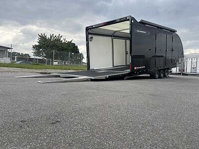 Brian James Race Transporter 7 Autotransporter geschlossen