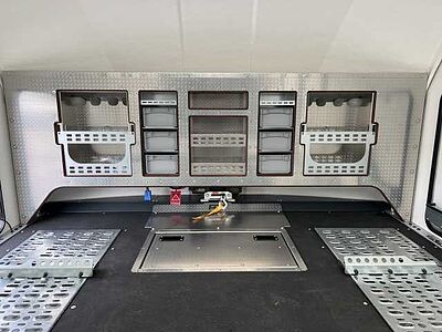 Brian James Race Transporter 7 Autotransporter geschlossen