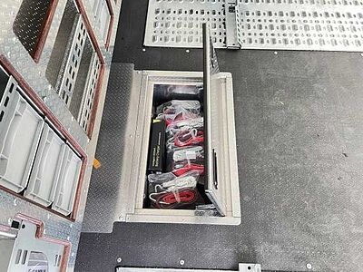 Brian James Race Transporter 7 Autotransporter geschlossen