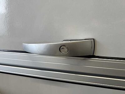 Cheval Liberte Debon C500 Fourgon Verk.Kl re +Tür Kofferanhänger