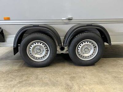 Cheval Liberte Debon C500 Fourgon Verk.Kl re +Tür Kofferanhänger