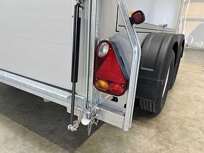 Cheval Liberte Debon C500 Fourgon Verk.Kl re +Tür Kofferanhänger