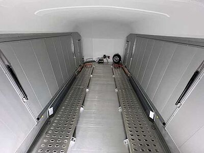 Cheval Liberte Debon C2000 Roadster ALF Autotransporter geschlossen