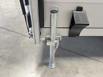 Cheval Liberte Debon C2000 Roadster ALF Autotransporter geschlossen