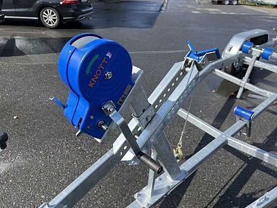 TPV BA2700-L/R Bootsanhänger