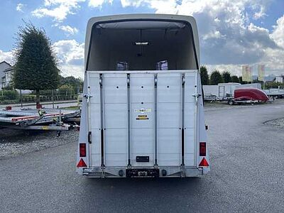 Humbaur HP 2000 Pferdeanhänger