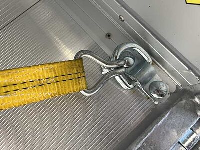 Cheval Liberte Debon C1000 Roadster Autotransporter geschlossen