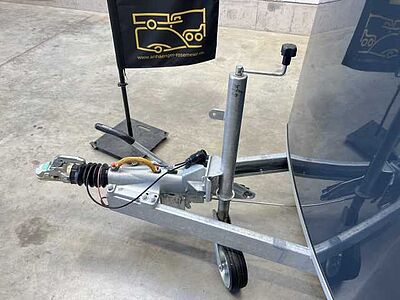 Cheval Liberte Debon C1000 Roadster Autotransporter geschlossen