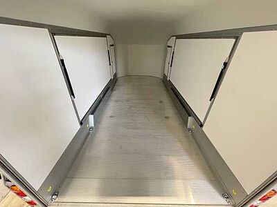 Cheval Liberte Debon C1000 Roadster Autotransporter geschlossen