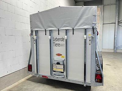 Böckmann VA 4520/35 Plane Viehanhänger