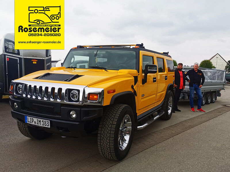 Hummer trifft Humbaur.111