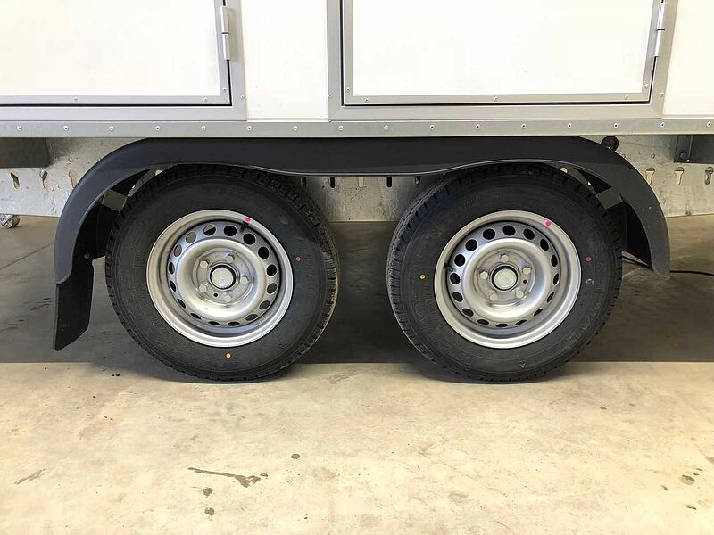 Rosemeier EW TA-NO Duschwagen mit 4 Duschen Toilettenanhänger
