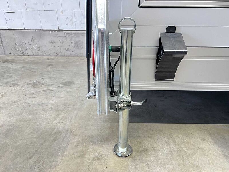 Cheval Liberte Debon C300 Roadster Verk. Kl Tür Kofferanhänger