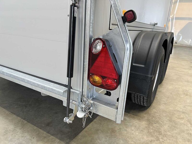 Cheval Liberte Debon C500 Fourgon Verk. Kl re +Tür Kofferanhänger
