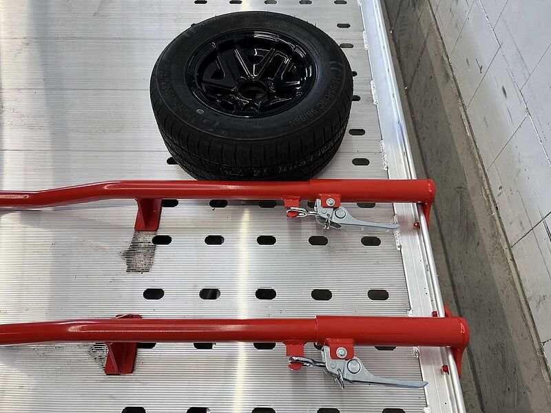 Blyss Silverstone 2700 Autotransporter