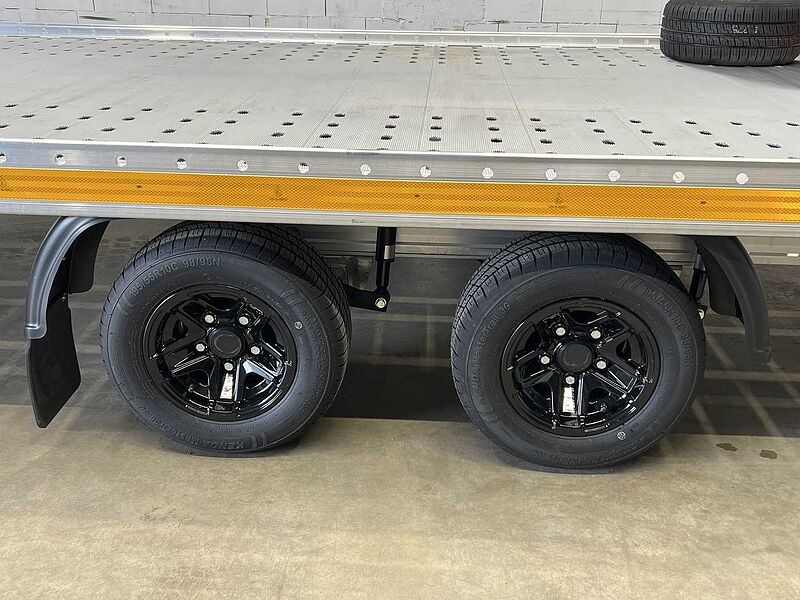 Blyss Silverstone 2700 Autotransporter