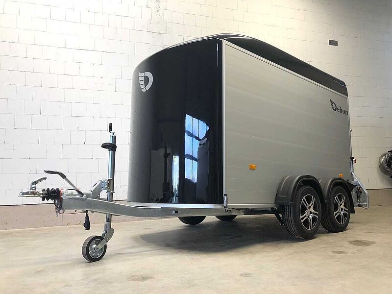 Cheval Liberte Debon C500 Roadster Alu-Felgen Kofferanhänger