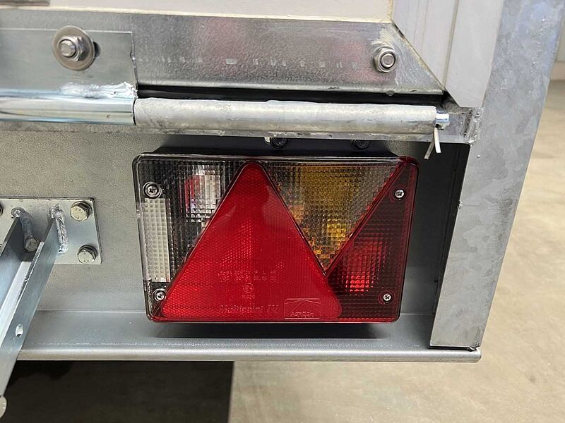 Blyss F2030HTD Rampe Tür 2 Fenster Kofferanhänger