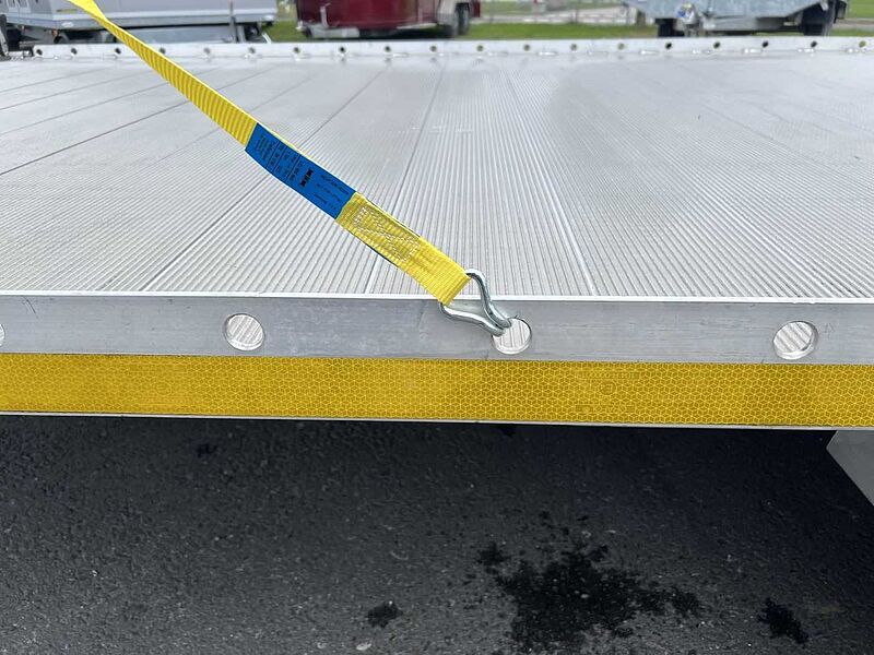 Scharfen Typ 13 Alu Autotransporter