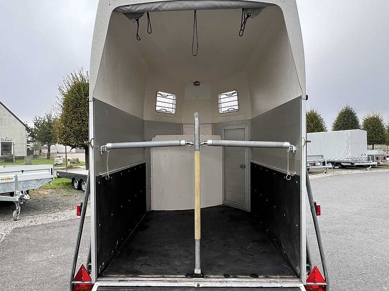 Humbaur HP2000 Pferdeanhänger