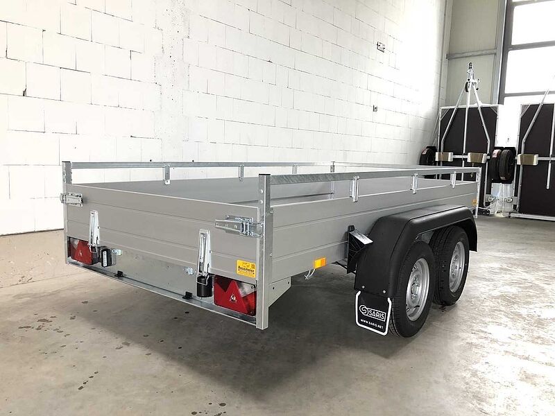 Saris McAlu Pro 305 153 2000 2 Ramp Kastenanhänger geb