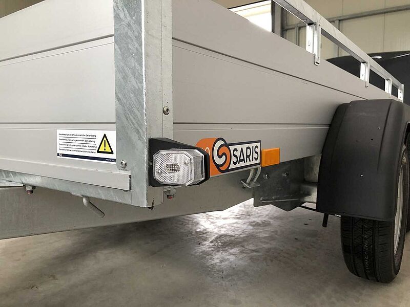 Saris McAlu Pro 305 153 2000 2 Ramp Kastenanhänger geb