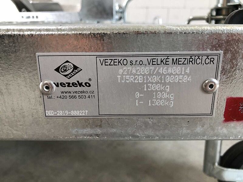 Vezeko Motovan B 13+Box Motorradanhänger