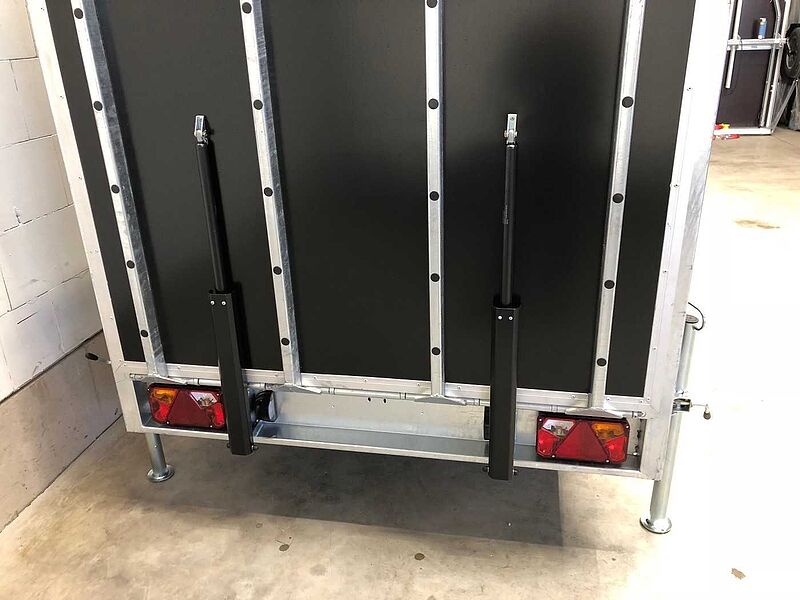 Vezeko TK B 15.30 Rampe, Tür, Fenster Kofferanhänger
