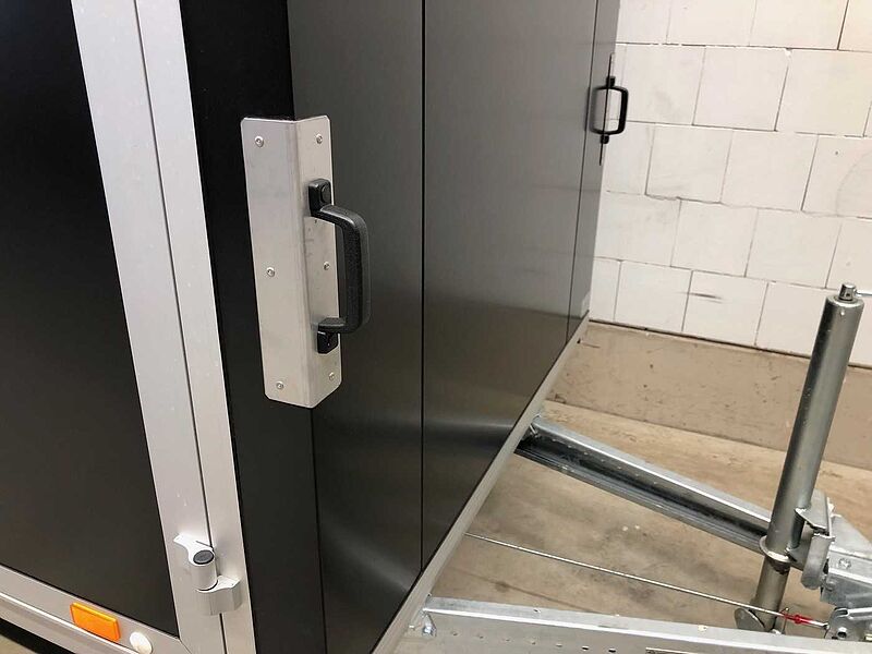 Vezeko TK B 15.30 Rampe, Tür, Fenster Kofferanhänger